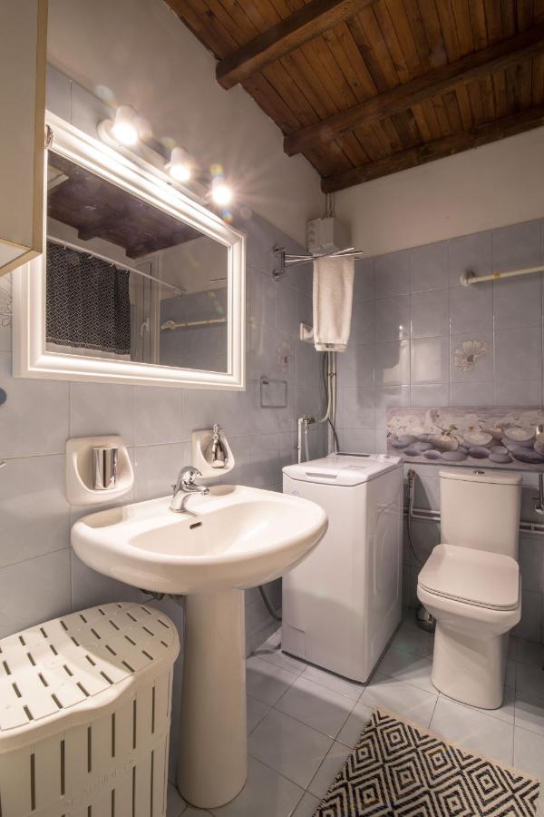 Koukaki Traditional Apartment أثينا المظهر الخارجي الصورة